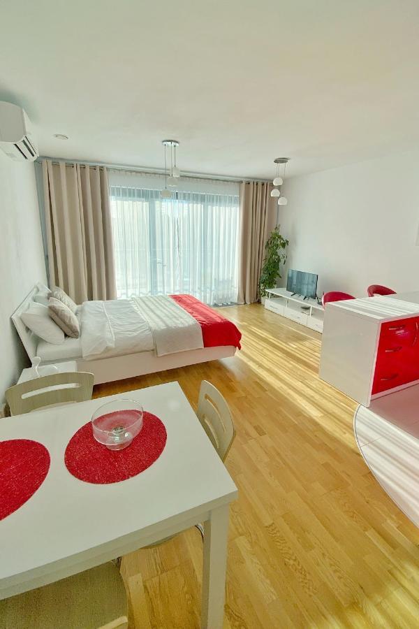Capital Towers - Apartament Pop-Art Z Widokiem Na Rzeke Rzeszow Exterior photo